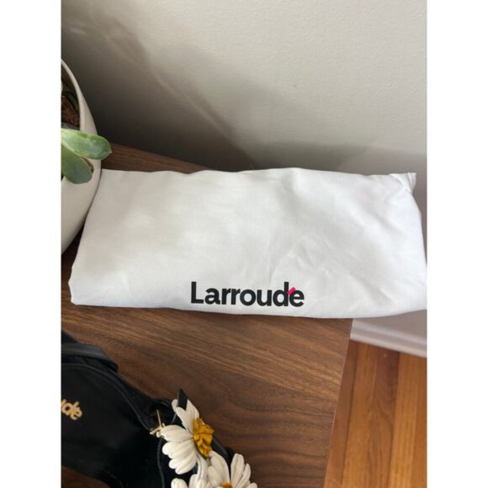 Larroudé Fiore Leather Floral Daisy Adjustable Ankle Strap Sandals Black Size: 7 - Picture 8 of 9